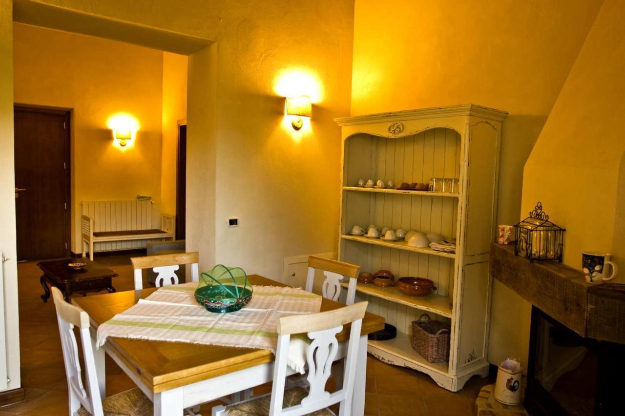 Agriturismo Borgo Serafino Mangone  Buitenkant foto